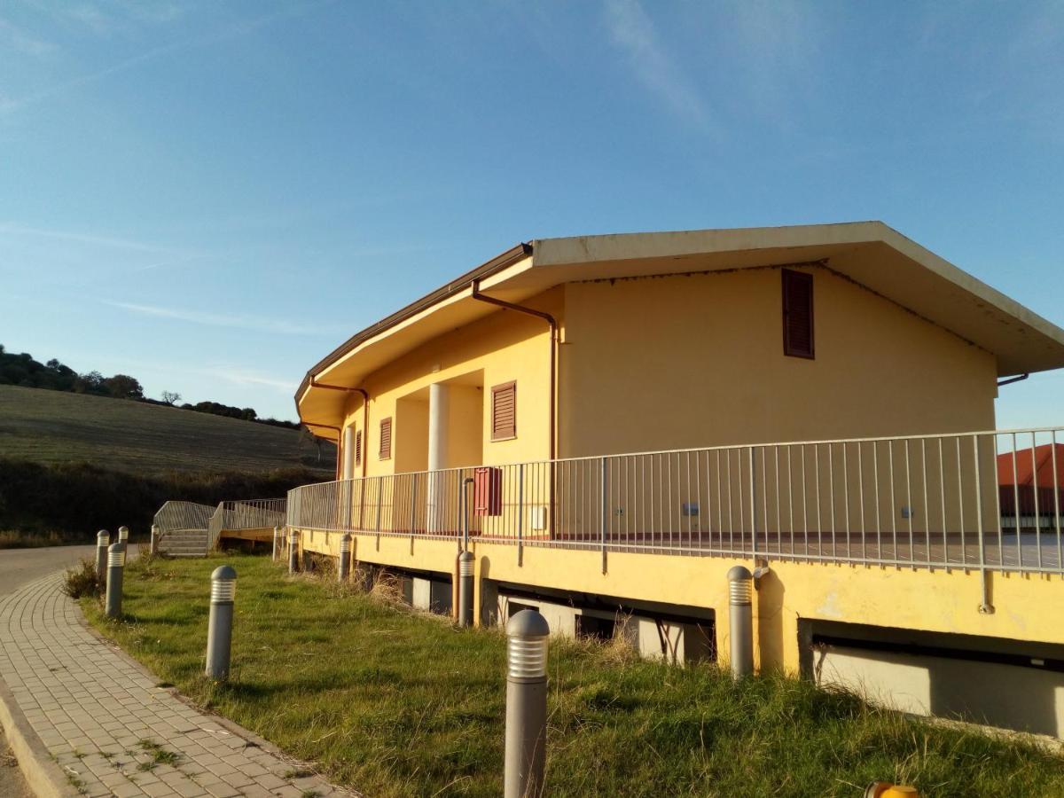Hotel Bena E Traes Laerru Εξωτερικό φωτογραφία