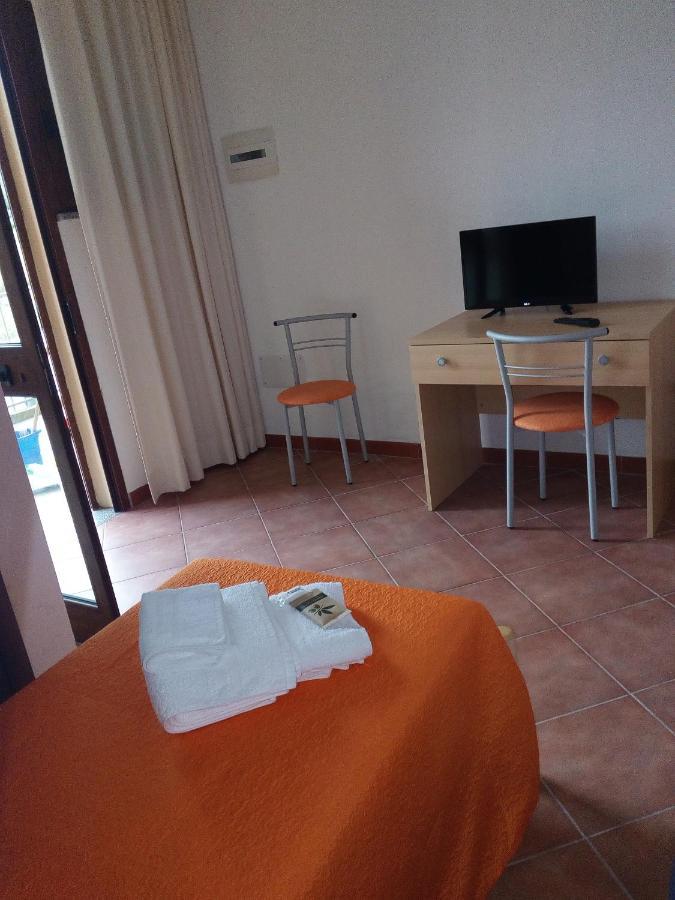 Hotel Bena E Traes Laerru Εξωτερικό φωτογραφία