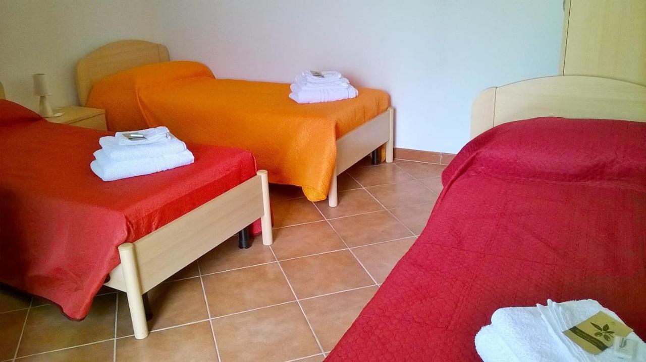 Hotel Bena E Traes Laerru Εξωτερικό φωτογραφία