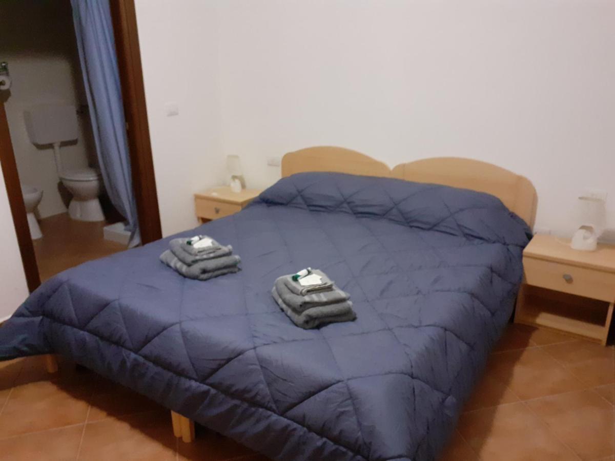 Hotel Bena E Traes Laerru Εξωτερικό φωτογραφία