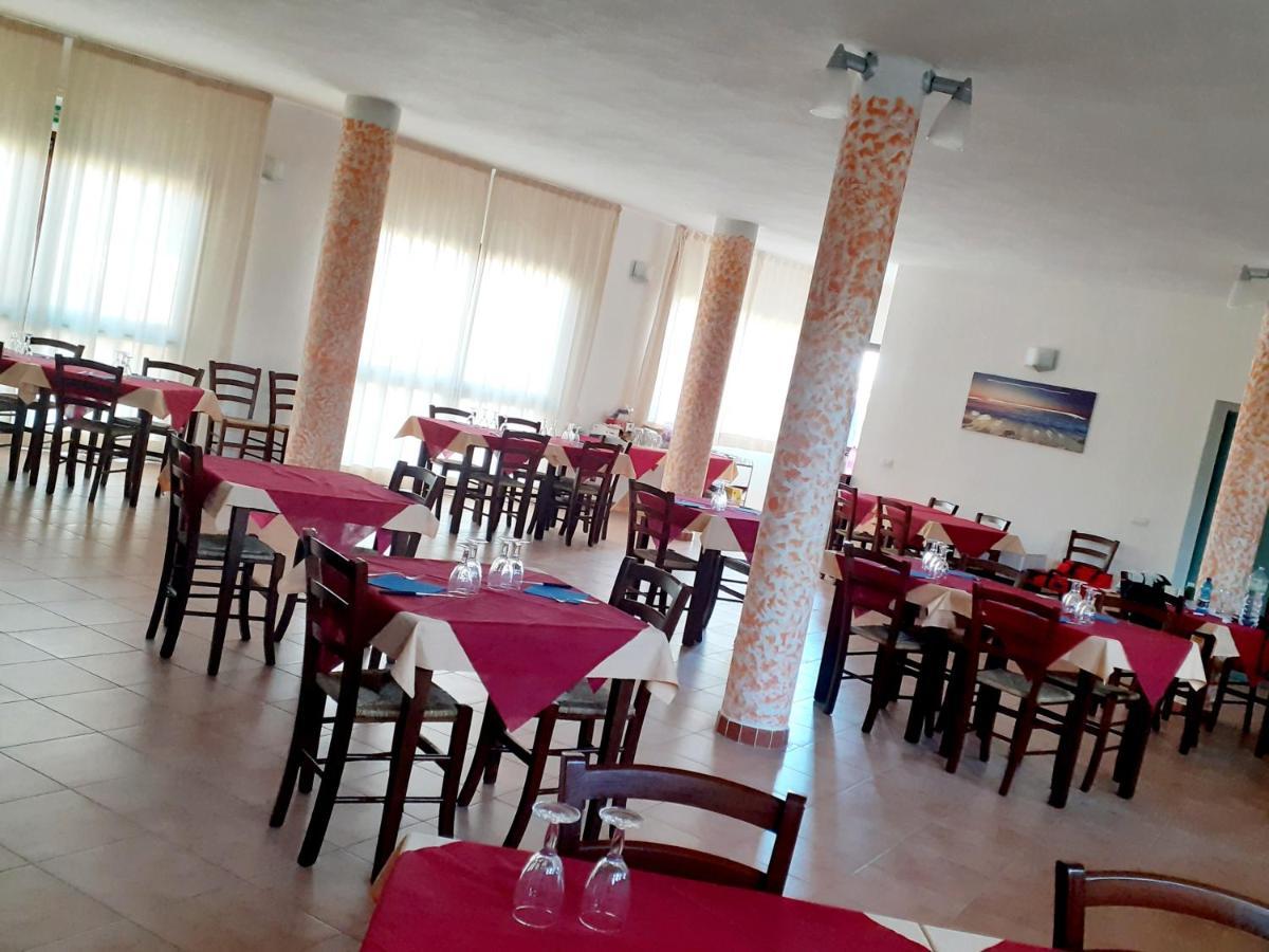 Hotel Bena E Traes Laerru Εξωτερικό φωτογραφία