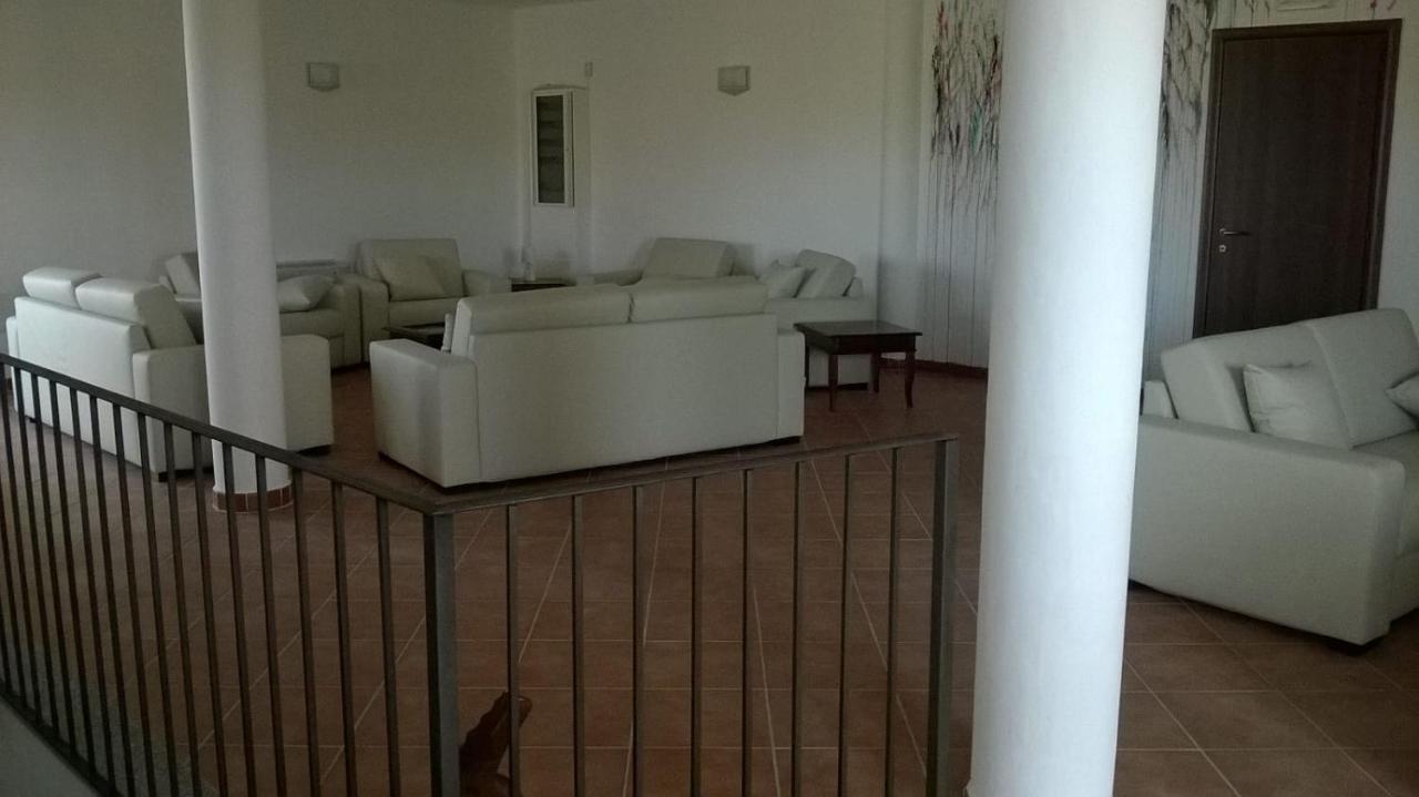 Hotel Bena E Traes Laerru Εξωτερικό φωτογραφία