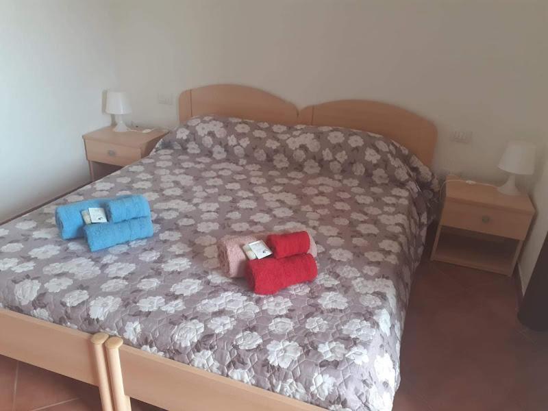 Hotel Bena E Traes Laerru Εξωτερικό φωτογραφία